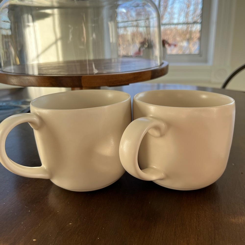 Fable Cream Mugs, set of 2. - Picture 2 of 3